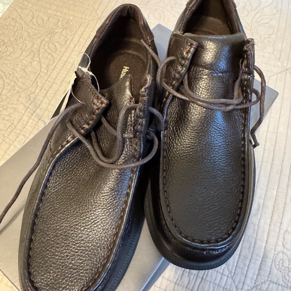 New Men Hush Puppies Brown Leather Loafers with Moc-Toe Stitching